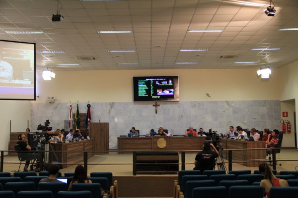 Imagem 1 da notícia: Em Sessão Extraordinária, Câmara aprova 8 Projetos
