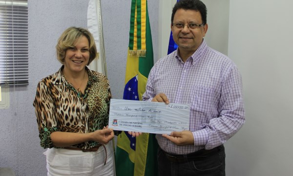 Imagem 1 da notícia: Com boa gestão dos recursos, Câmara devolve R$1 milhão ao Poder Executivo