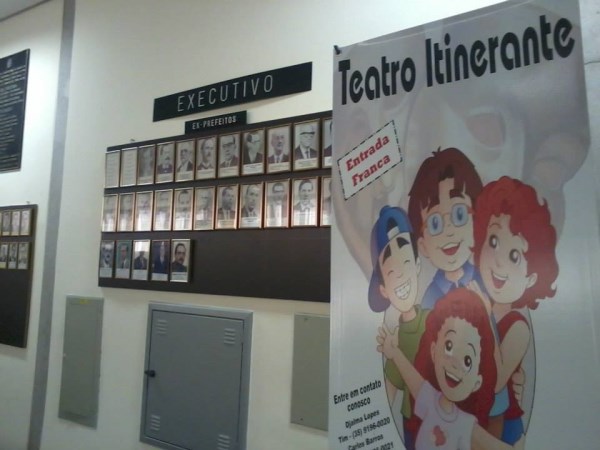 Imagem 2 da notícia: Professor Aquarela e aluno Homogêneo apresentam Museu Tuany Toledo a alunos