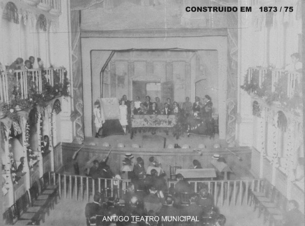 Imagem 1 da notícia: HISTÓRIA EM MOVIMENTO: O Teatro Municipal