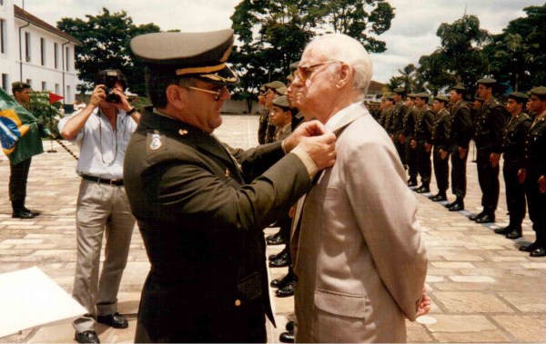 Imagem 3 da notícia: Alexandre de Araújo é homenageado na TV Alterosa
