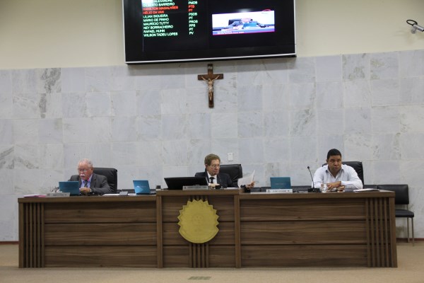 Imagem 1 da notícia: Câmara aprova Projeto de Lei Orçamentária do Município em 1ª votação