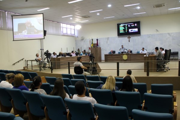 Imagem 1 da notícia: Câmara aprova Projeto que declara “Voluntários da Pata” como utilidade pública