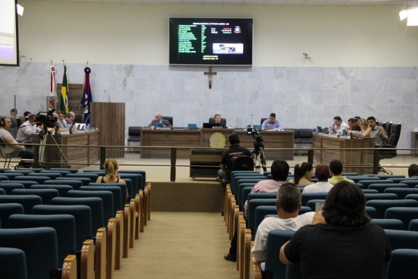 Imagem 1 da notícia: Câmara aprova Projeto que declara Foto Clube de Pouso Alegre como utilidade pública