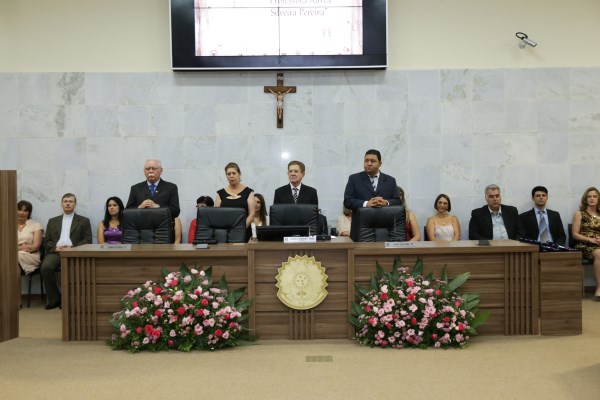 Imagem 1 da notícia: Instituições e educadores recebem Medalha do Mérito Educacional