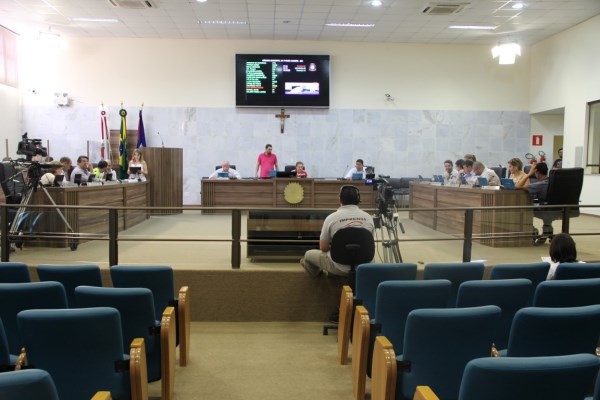 Imagem 1 da notícia: Câmara aprova Projeto em Sessão Extraordinária