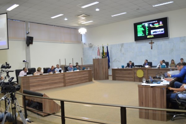 Imagem 1 da notícia: Câmara aprova Projeto que institui o adicional de periculosidade aos guardas civis