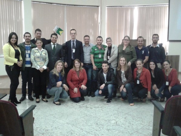 Imagem 1 da notícia: Escola do Legislativo e Jurídico oferecem curso de Direito Constitucional aos assessores
