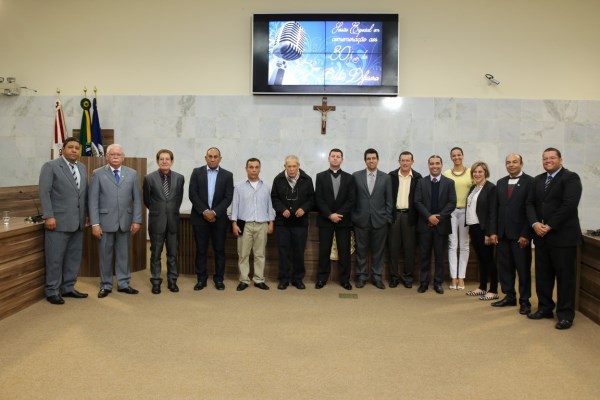 Imagem 1 da notícia: Câmara exalta ‘30 anos da Difusora’ em homenagem