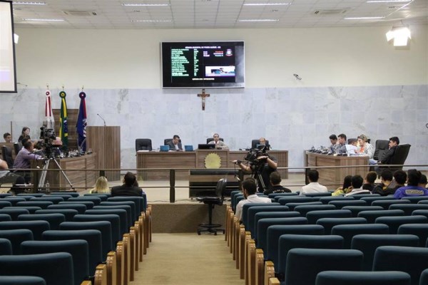 Imagem 1 da notícia: Câmara aprova Projeto que regulamenta locuções comerciais