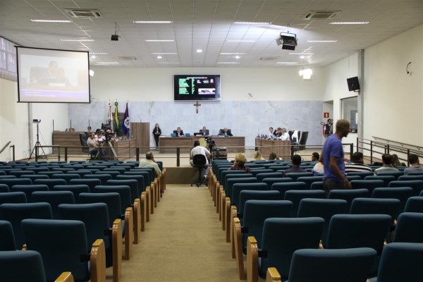 Imagem 1 da notícia: Câmara aprova Projeto que viabiliza distribuição de água em loteamento
