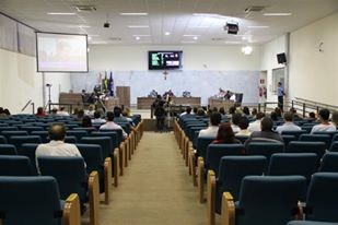 Imagem 1 da notícia: Com aprovação do Projeto, horário de funcionamento de farmácias é estendido na cidade