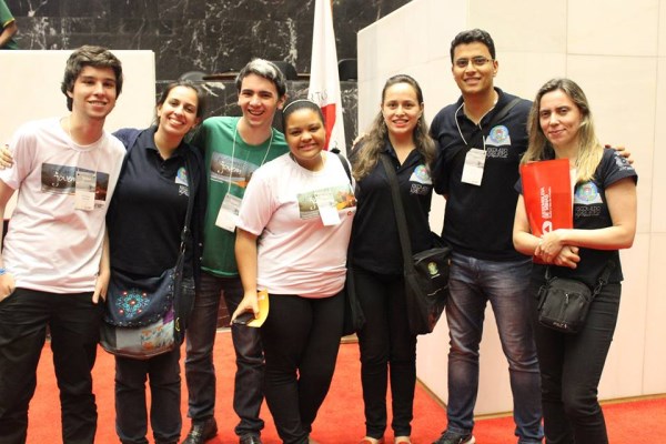 Imagem 3 da notícia: Empenho e dedicação dos estudantes marcam o Parlamento Jovem 2015