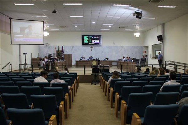 Imagem 1 da notícia: Câmara homenageia novos conselheiros tutelares