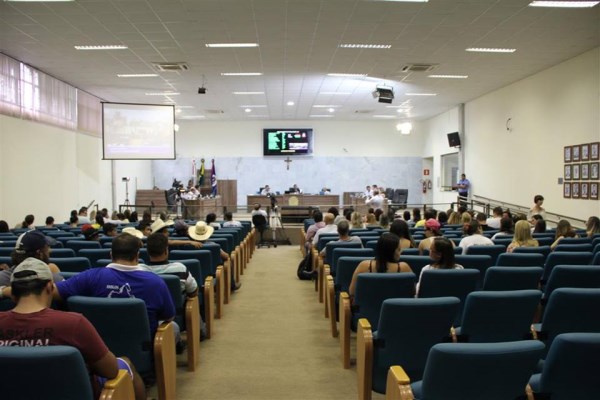 Imagem 1 da notícia: Câmara aprova prorrogação de contratos de cargos específicos do Executivo
