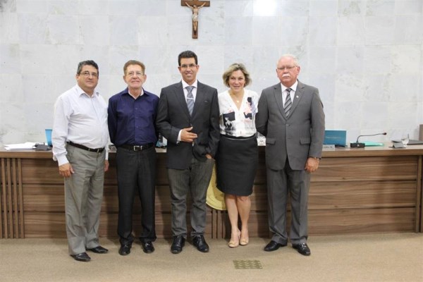 Imagem 1 da notícia: Maurício Tuty é eleito presidente da Câmara