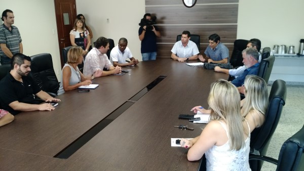 Imagem 1 da notícia: Vereadores de Pouso Alegre se reúnem com representante da Secretaria de Trânsito
