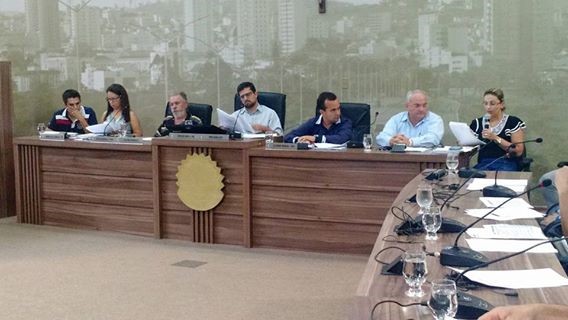 Imagem 1 da notícia: Prefeitura de Pouso Alegre presta contas do terceiro quadrimestre de 2016 na Câmara Municipal