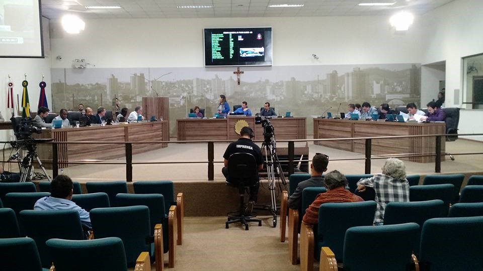 Imagem 1 da notícia: Doação de terreno para a implantação de uma nova unidade da CIMED é discutida na Câmara