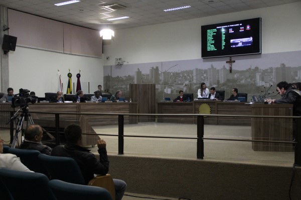 Imagem 1 da notícia: Comissão que investiga obra das galerias pluviais ganha mais tempo para finalizar estudo