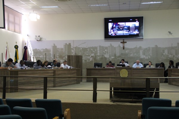 Imagem 1 da notícia: Audiência Pública debate LDO com Secretaria de Finanças e vereadores