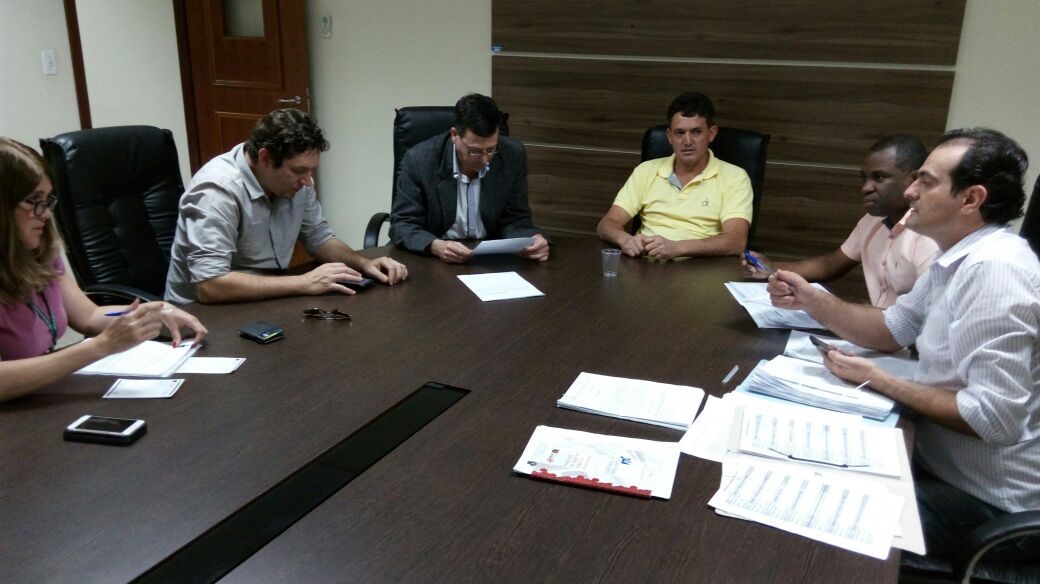 Imagem 1 da notícia: Comissões permanentes deliberam sobre LDO