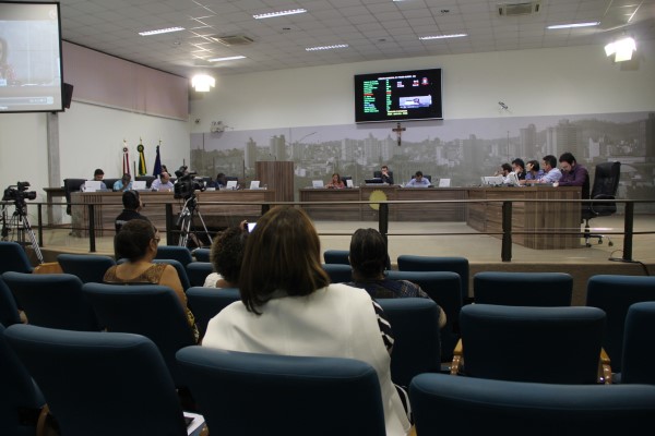 Imagem 1 da notícia: Câmara aprova semana de combate à violência contra mulher
