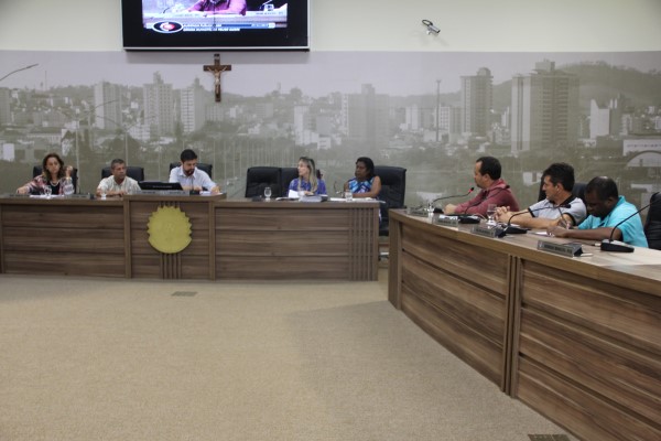 Imagem 1 da notícia: Orçamento é discutido em Audiência Pública