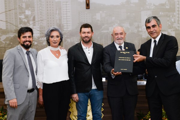 Imagem 1 da notícia: Protótipo do Livro 'Constituição em Miúdos II' é lançado em Sessão Especial