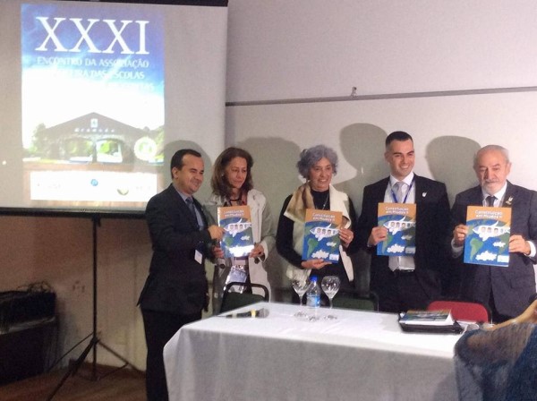 Imagem 2 da notícia: Escola do Legislativo lança "Constituição em Miúdos II" em Encontro Nacional ABEL