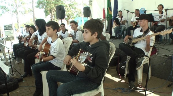 Imagem 1 da notícia: Distrito do Pantano comemora 42 anos