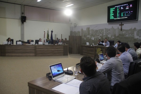 Imagem 1 da notícia: Projeto aprovado viabiliza continuidade de programas assistenciais