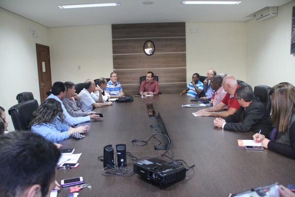 Imagem 1 da notícia: Câmara e instituições realizam reunião sobre importância do voto