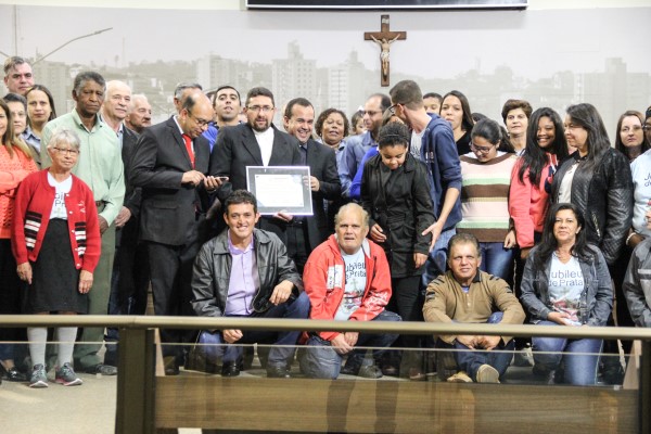 Imagem 2 da notícia: Câmara homenageia Paróquia de São João por seu Jubileu de Prata