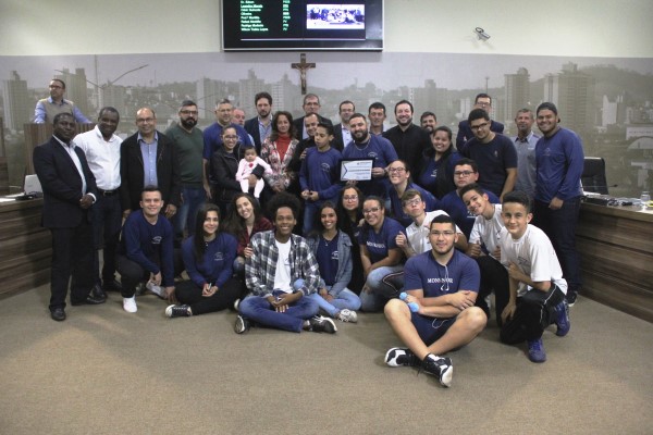 Imagem 1 da notícia: Regente de fanfarra recebe homenagem na Sessão Ordinária