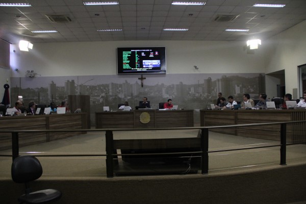 Imagem 1 da notícia: Câmara realiza Sessão Extraordinária