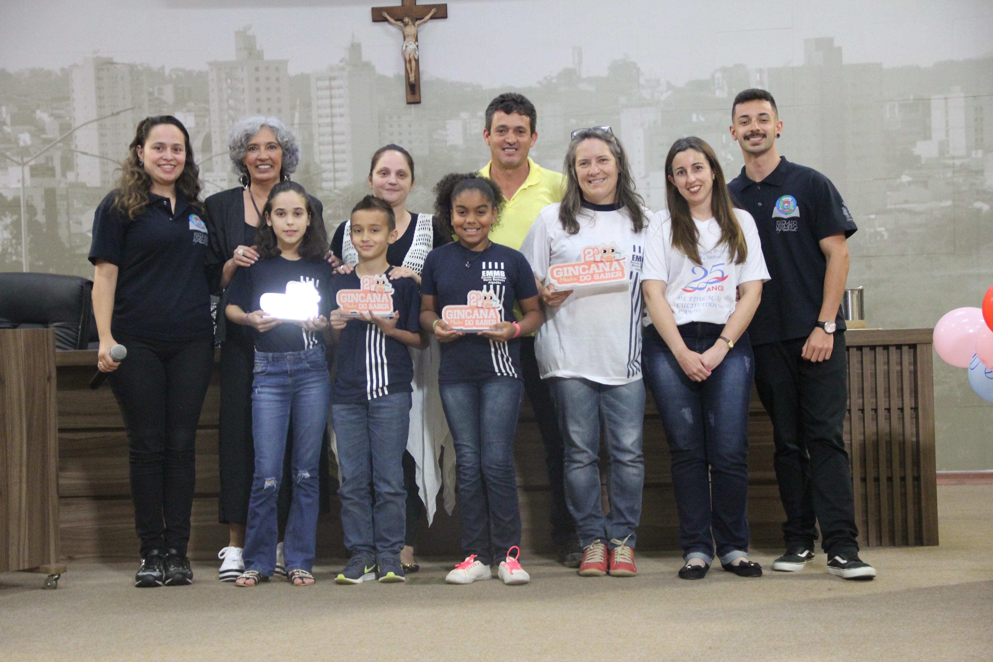 Imagem 1 da notícia: Escola Maria Barbosa é a vencedora da Gincana do Saber Miúdos