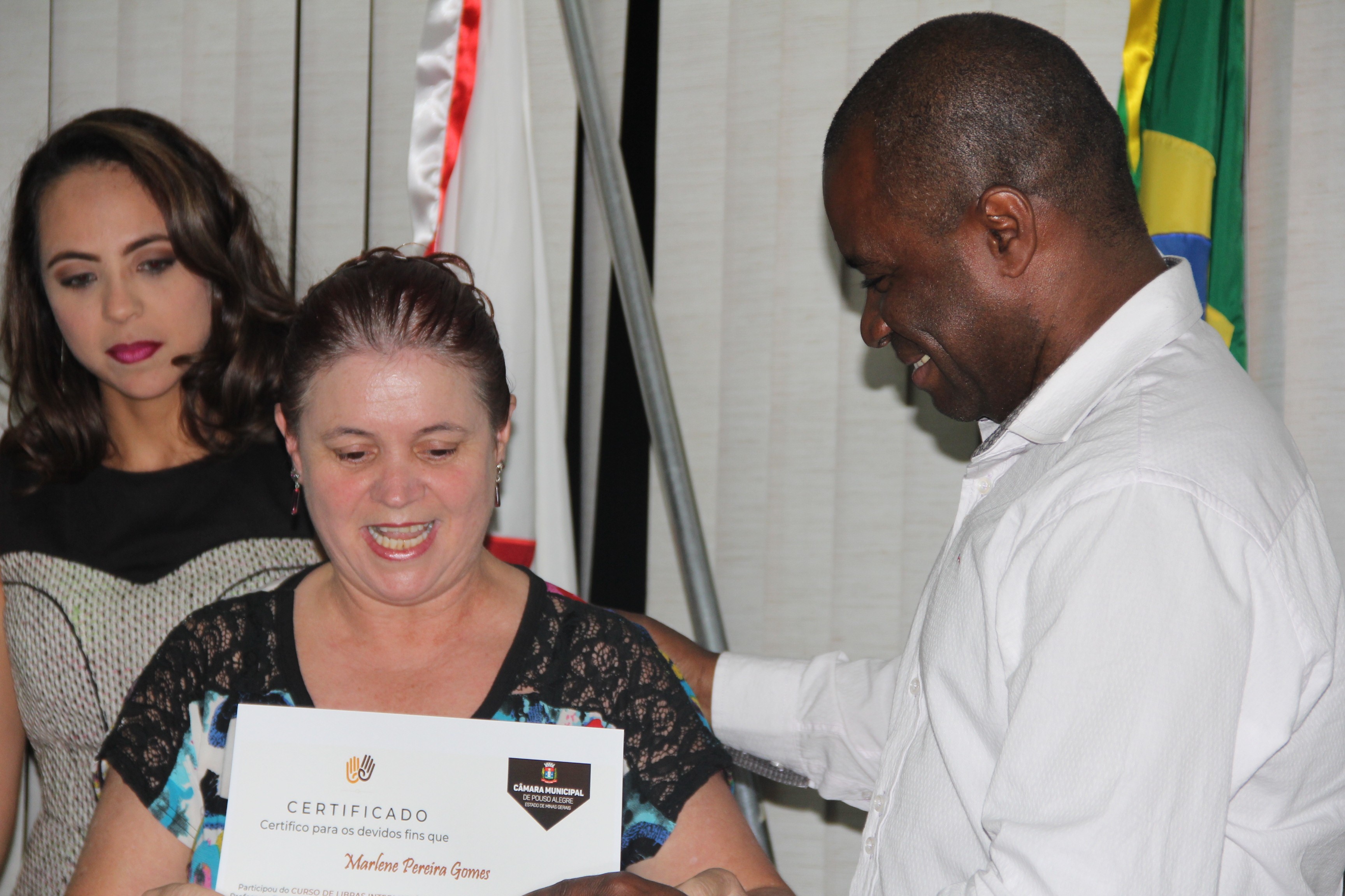 Imagem 7 da notícia: Escola do Legislativo forma primeira turma em nível intermediário de libras