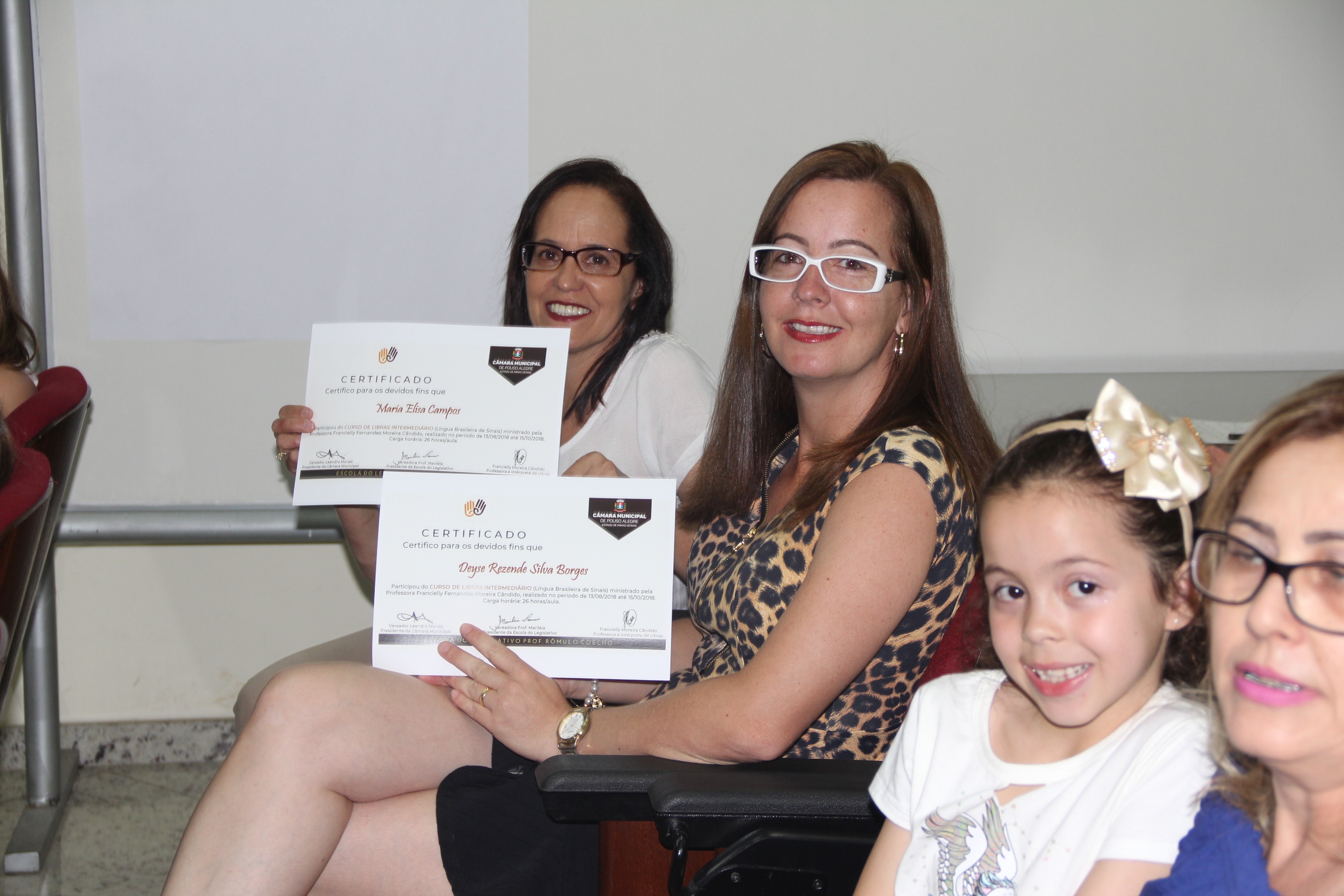 Imagem 9 da notícia: Escola do Legislativo forma primeira turma em nível intermediário de libras