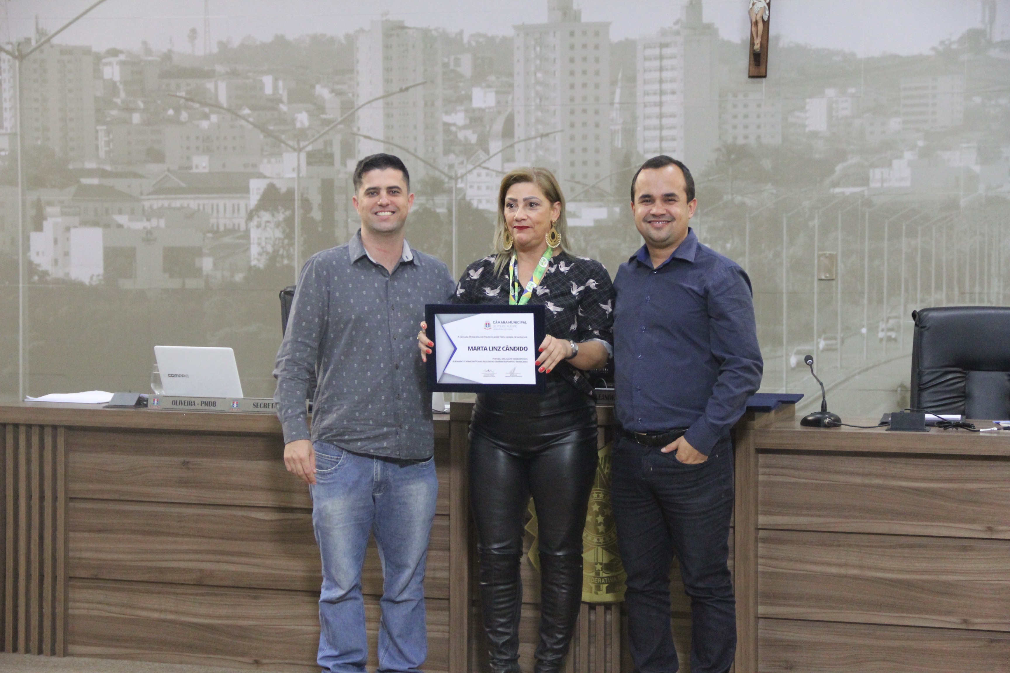 Imagem 2 da notícia: Karatecas recebem homenagem na Câmara