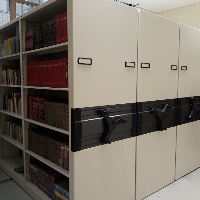 Imagem 3 da notícia: Museu organiza Arquivo, Sala de Pesquisa e Reserva Técnica