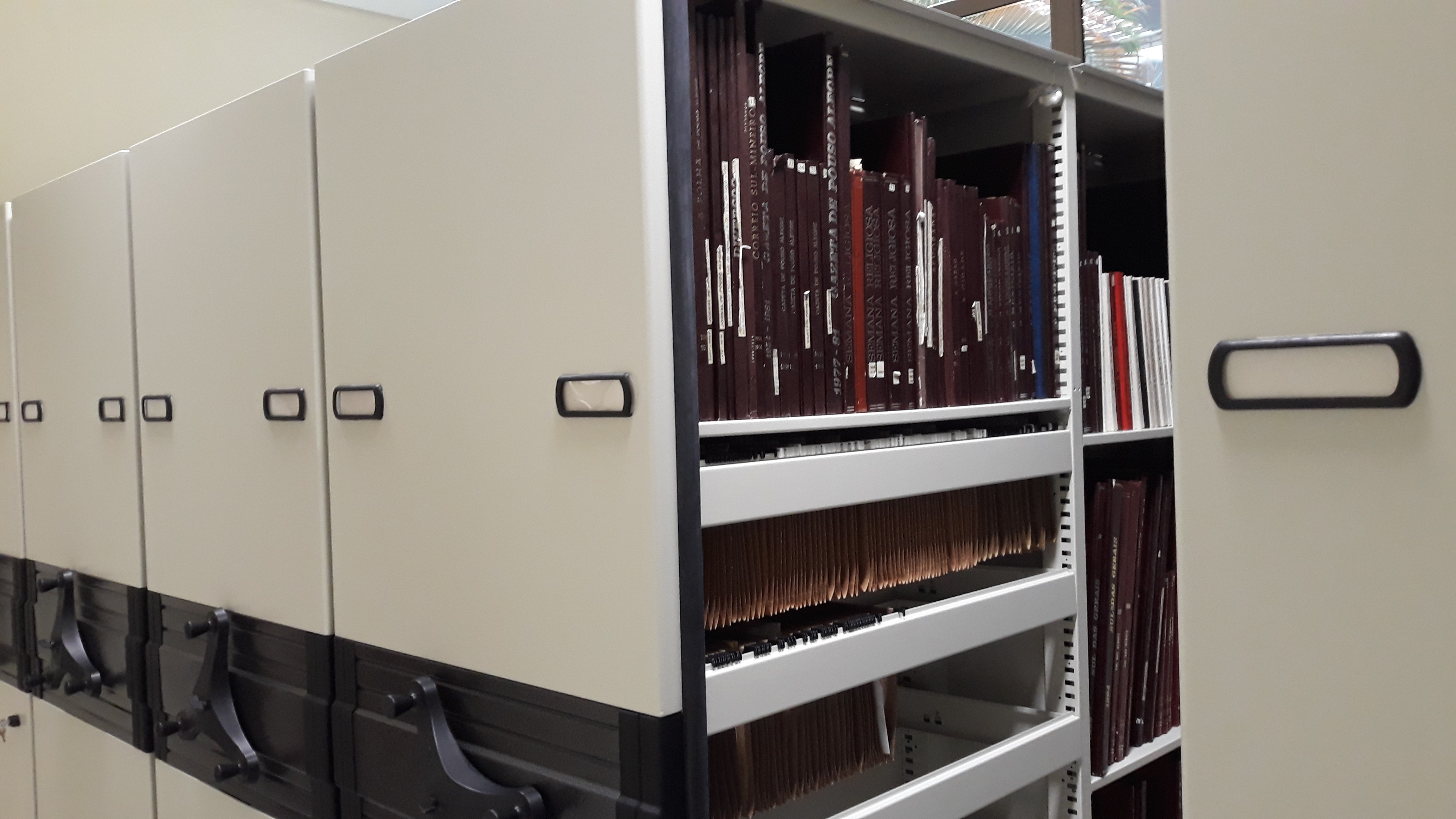 Imagem 1 da notícia: Museu organiza Arquivo, Sala de Pesquisa e Reserva Técnica