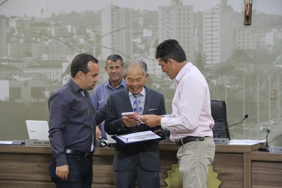 Imagem 3 da notícia: Câmara presta homenagem a agricultor de Pouso Alegre que recebeu prêmio internacional
