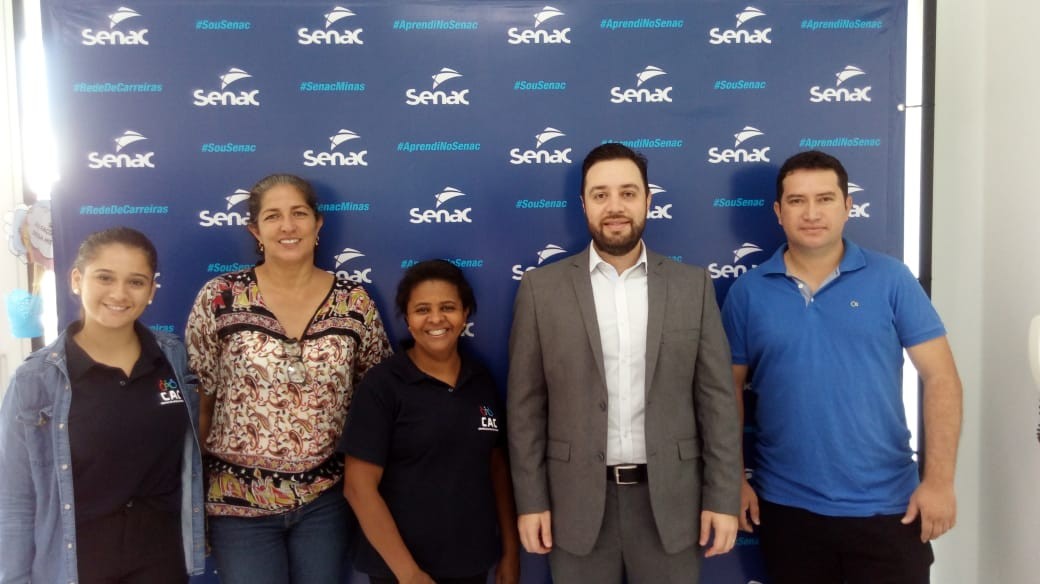 Imagem 2 da notícia: CAC participa de feira de mercado e emprego do Senac