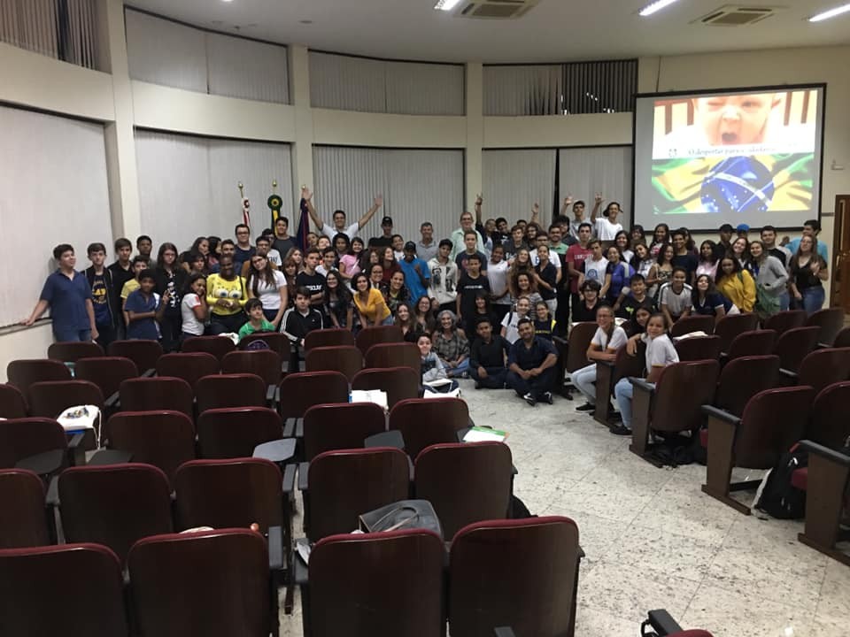 Imagem 4 da notícia: Câmara Mirim, Jovem e Universitária iniciaram as atividades dia 14 de março com mais 100 estudantes