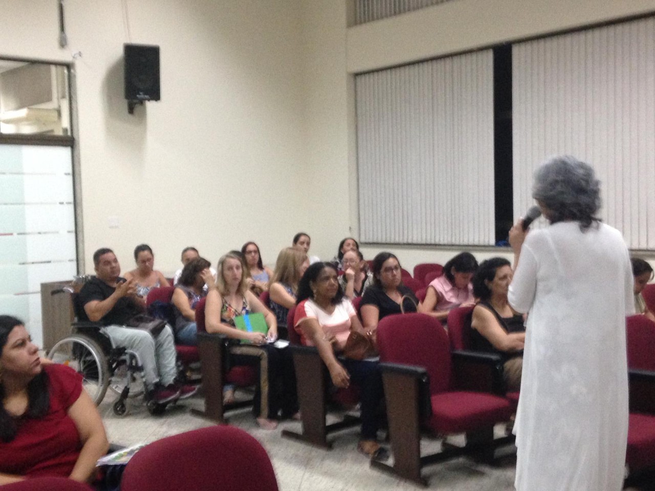 Imagem 5 da notícia: Professores do 4º ano do Ensino Fundamental I participam da segunda etapa da capacitação sobre o estudo da Constituição em Miúdos