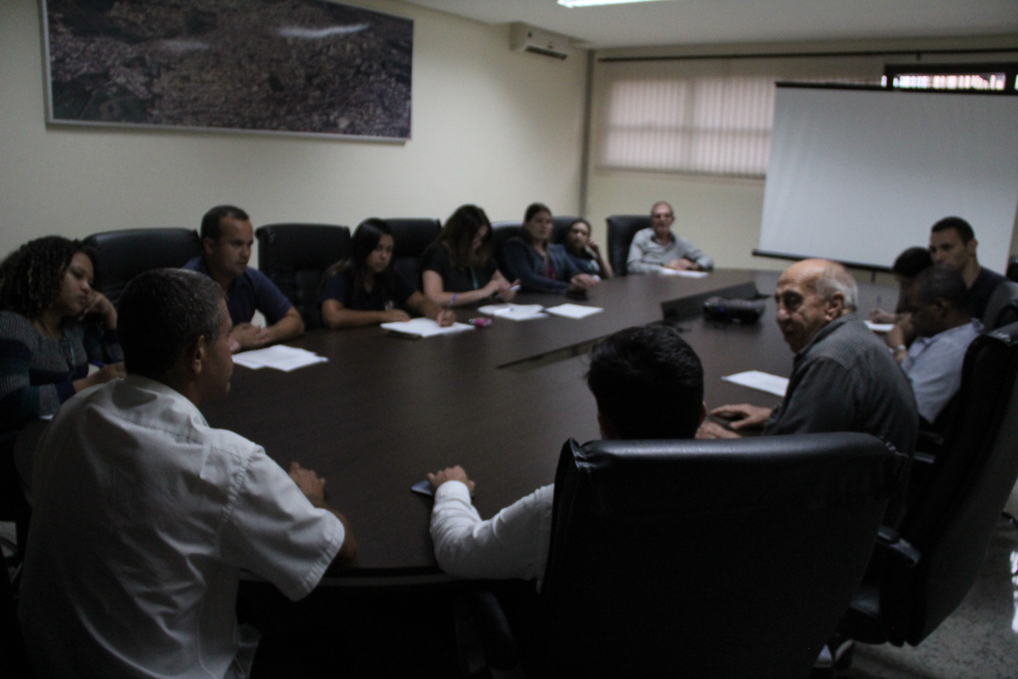 Imagem 1 da notícia: Vereadores discutem Projeto de incentivo para empresa que irá gerar emprego e renda no município