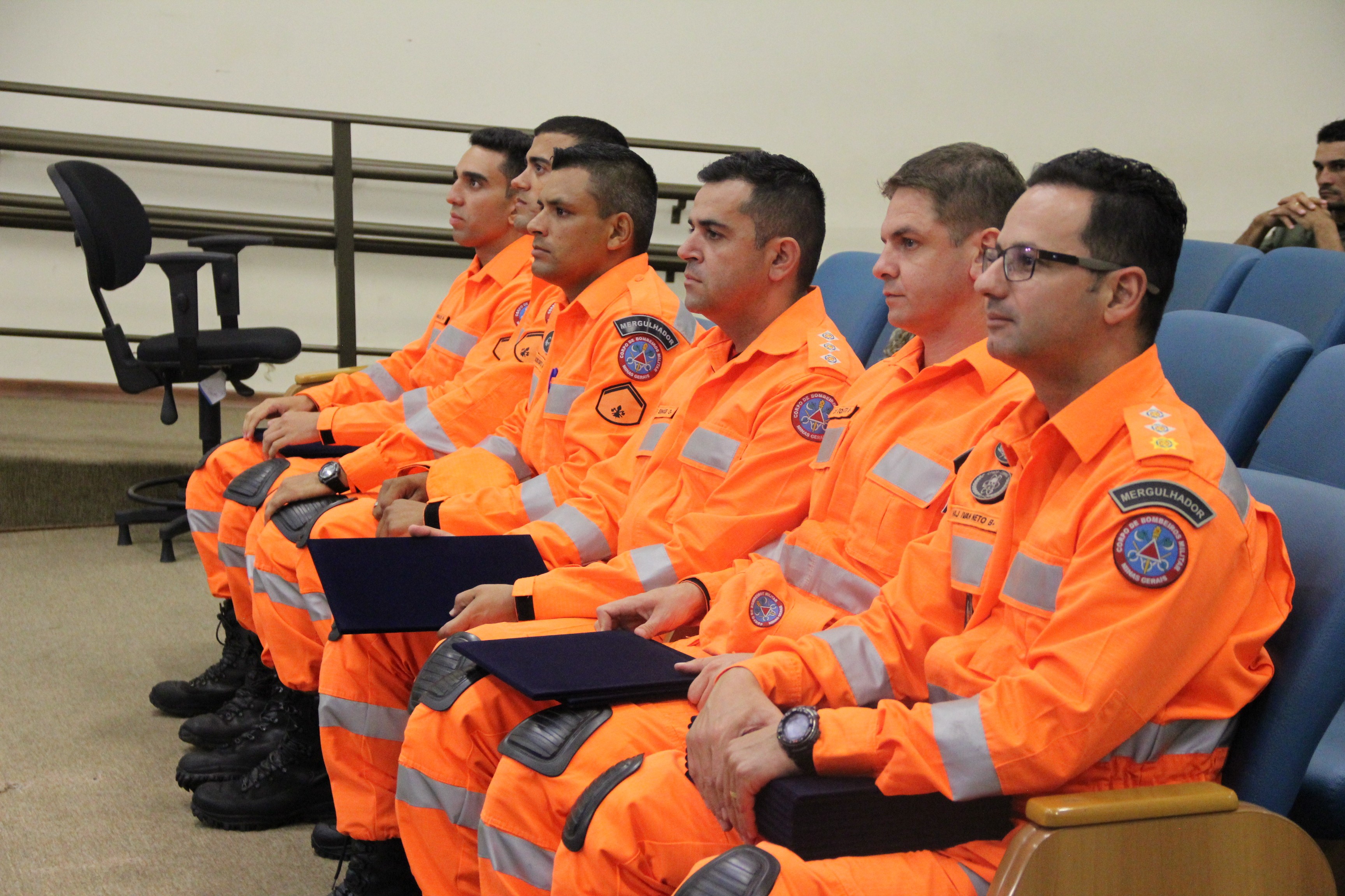 Imagem 5 da notícia: Câmara presta homenagem para militares que trabalharam no desastre de Brumadinho