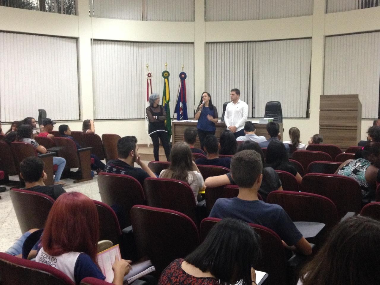 Imagem 1 da notícia: Encontro da Câmara Mirim, Jovem e Universitária debate os limites da liberdade de expressão