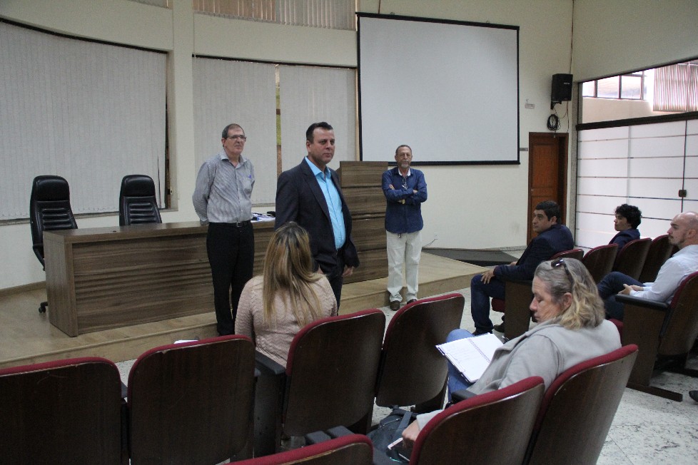 Imagem 8 da notícia: Câmara recebe reunião da ABRACAM